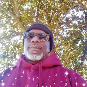 Meet your Posher, Larry